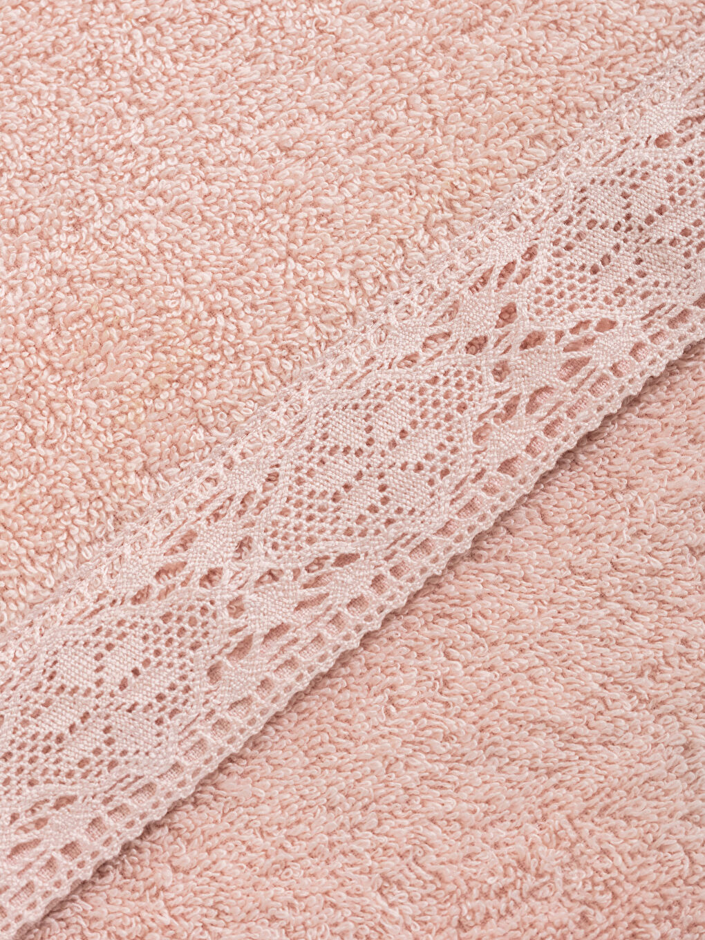 فوطة وجه قطن مطرزة 50x80 سم-2