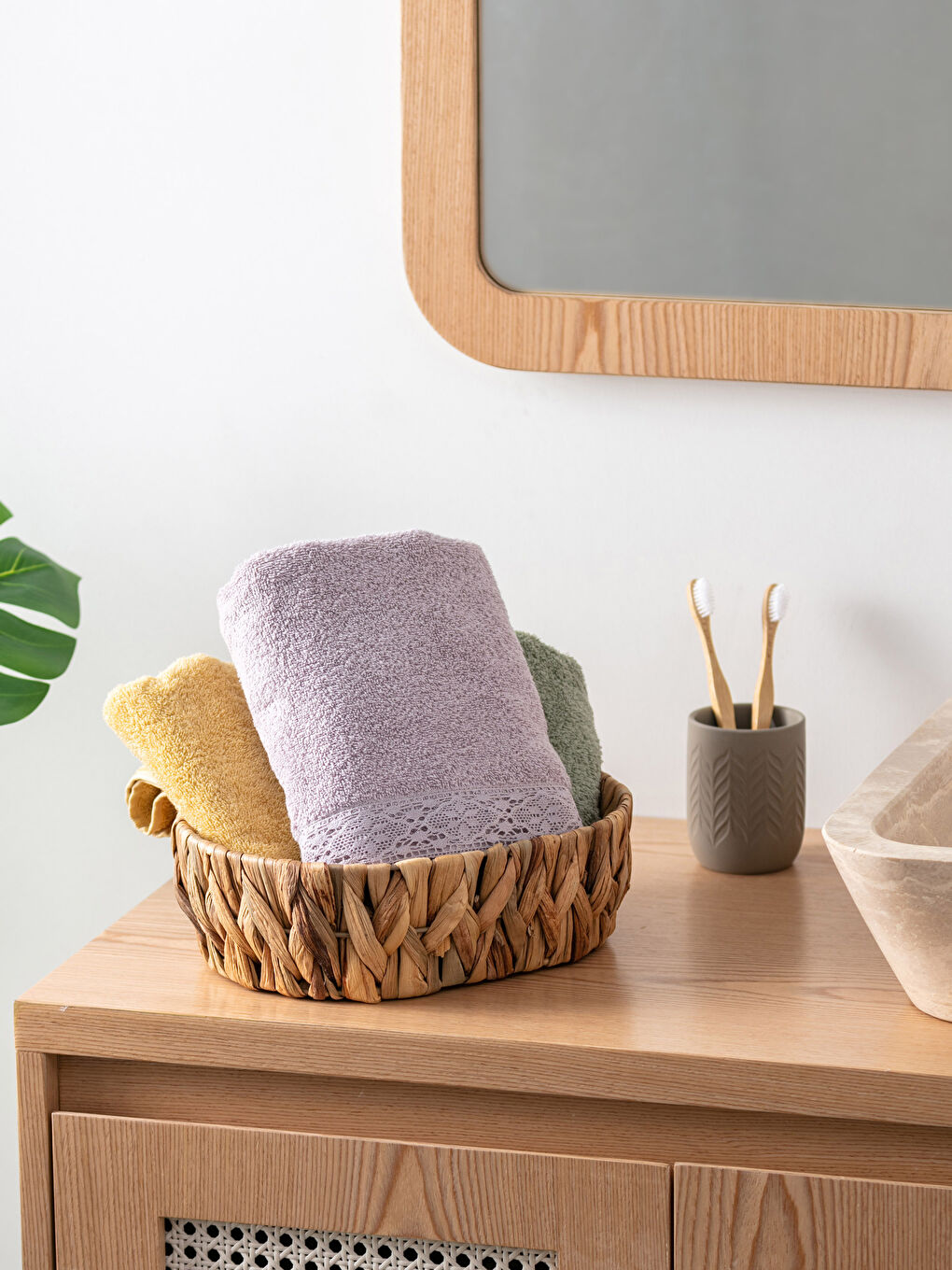 Embroidered Cotton Face Towel 50x80 cm