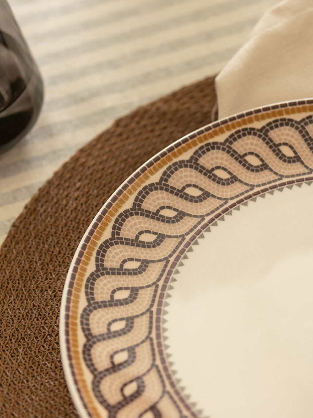 LCW HOME Mosaic Printed Ceramic Serving Plate 26 Cm -S2JQ08Z8-F9C