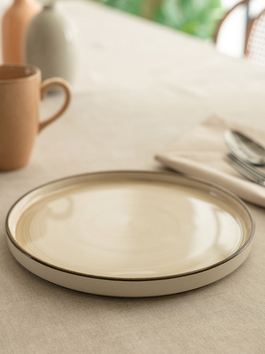 Bej Seramik Pasta Tabağı 20 cm