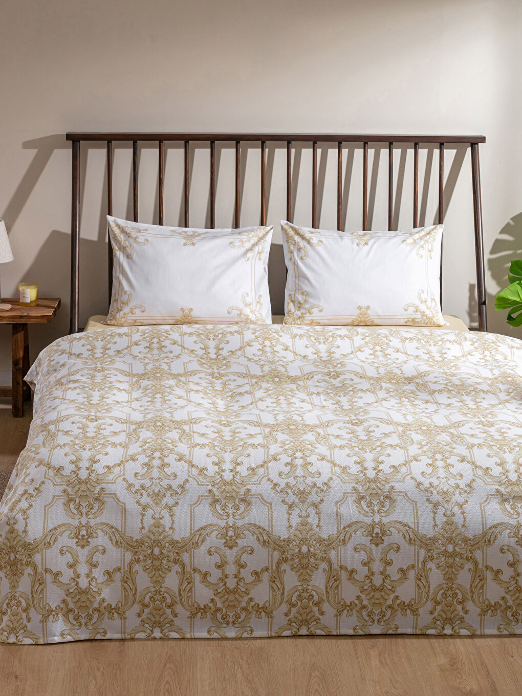 Karışık Çift Kişilik Desenli Pamuklu Pike Takımı