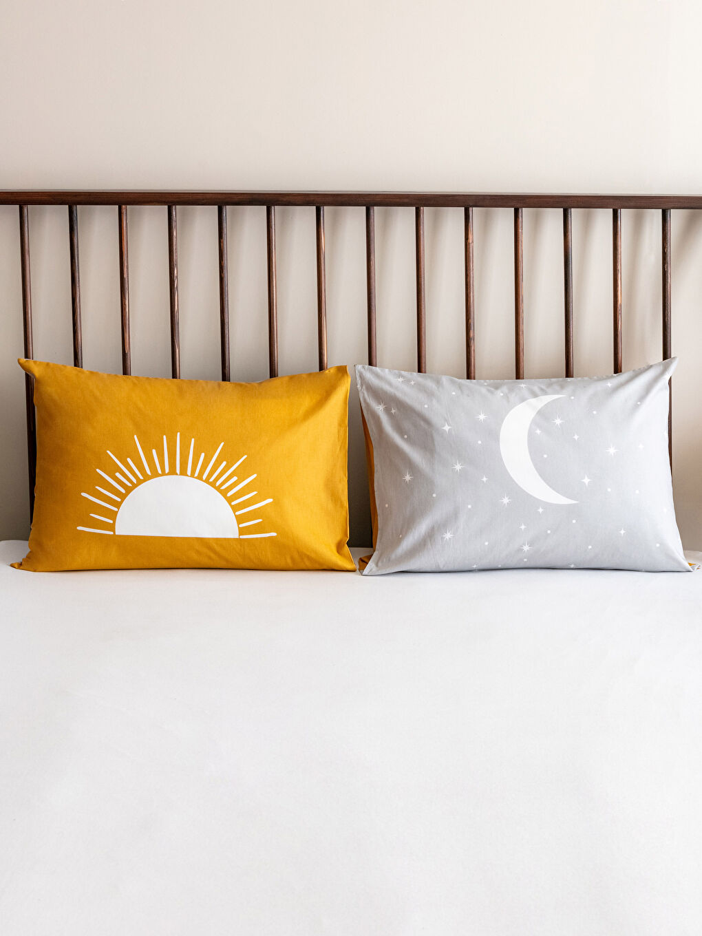 Karışık Baskılı Pamuklu Yastık Kılıfı 2'li 50x70 cm-1