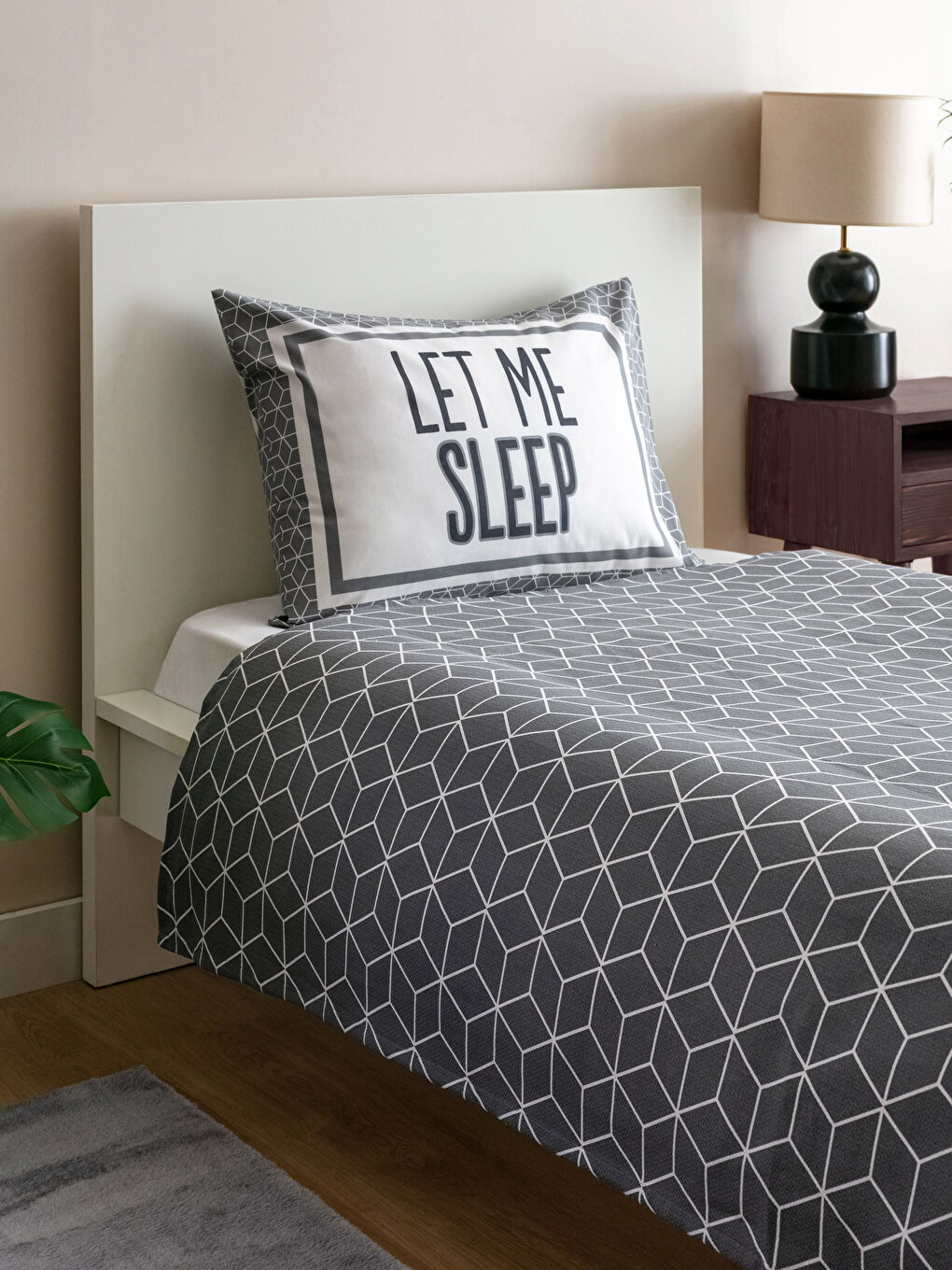 Gri Geometrik Desenli Pamuklu Tek Kişilik Pike Seti