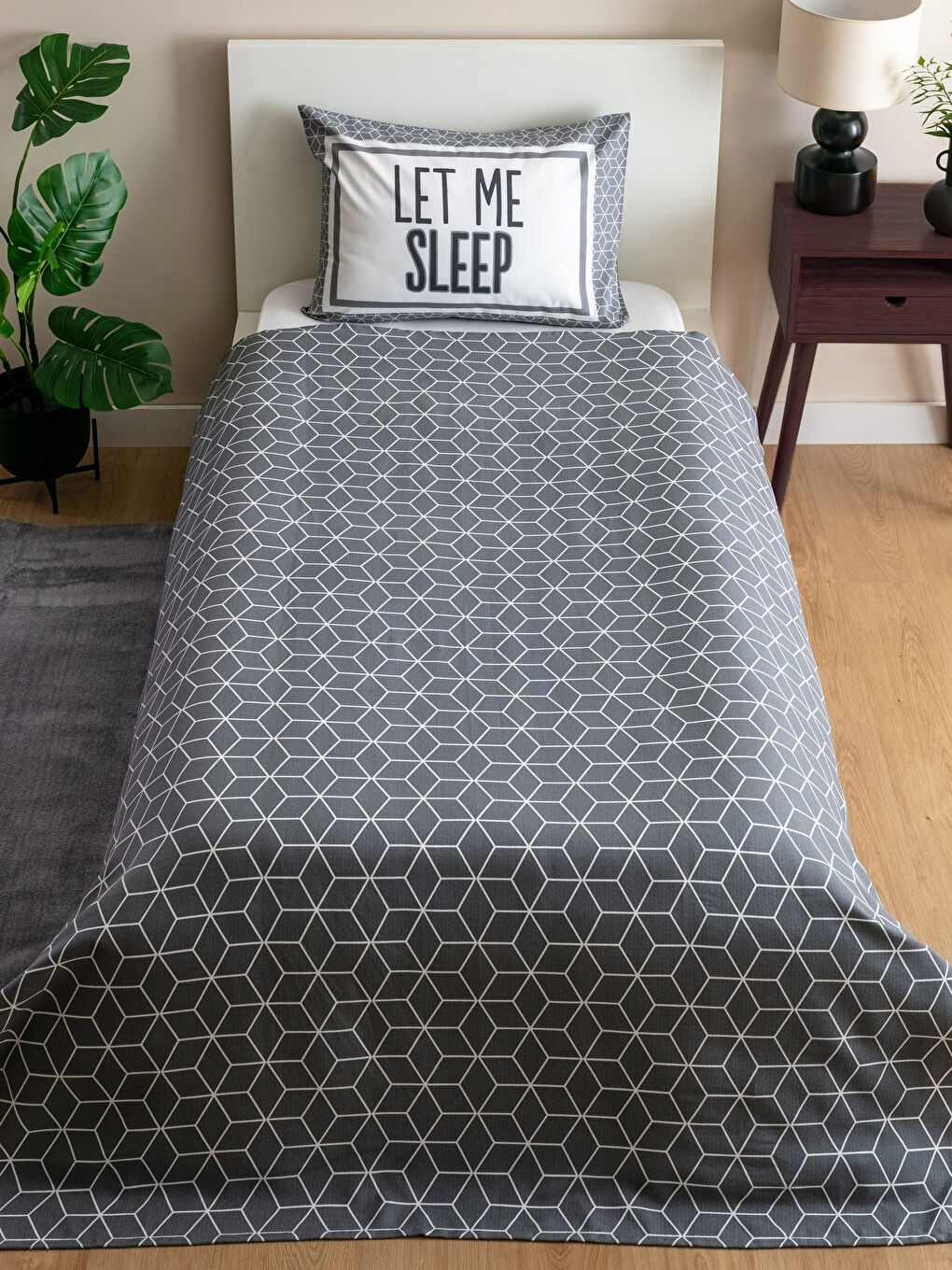 Gri Geometrik Desenli Pamuklu Tek Kişilik Pike Seti-1