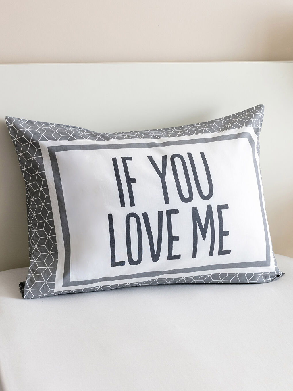 Gri Geometrik Desenli Pamuklu Tek Kişilik Pike Seti-2