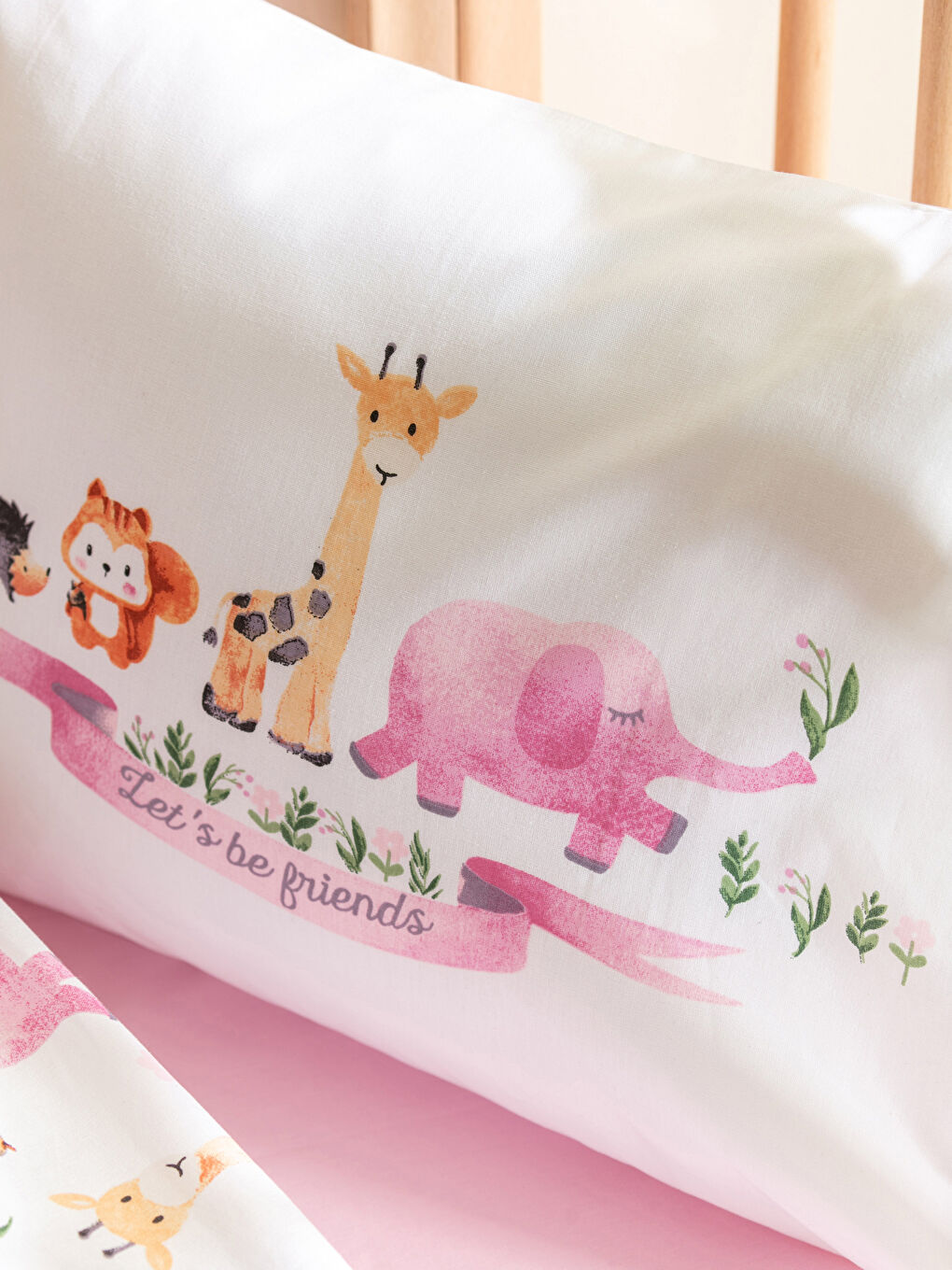 Karışık Desenli Pamuklu Kız Bebek Nevresim Takımı-3