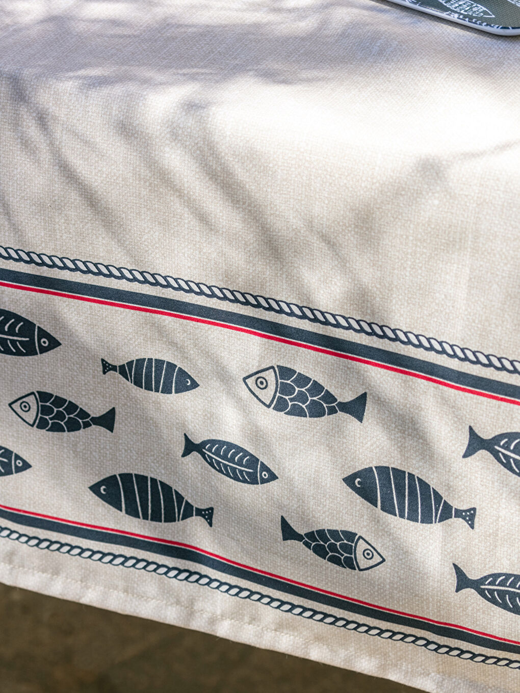 Karışık Balık Baskılı Masa Örtüsü 150x200 cm-1