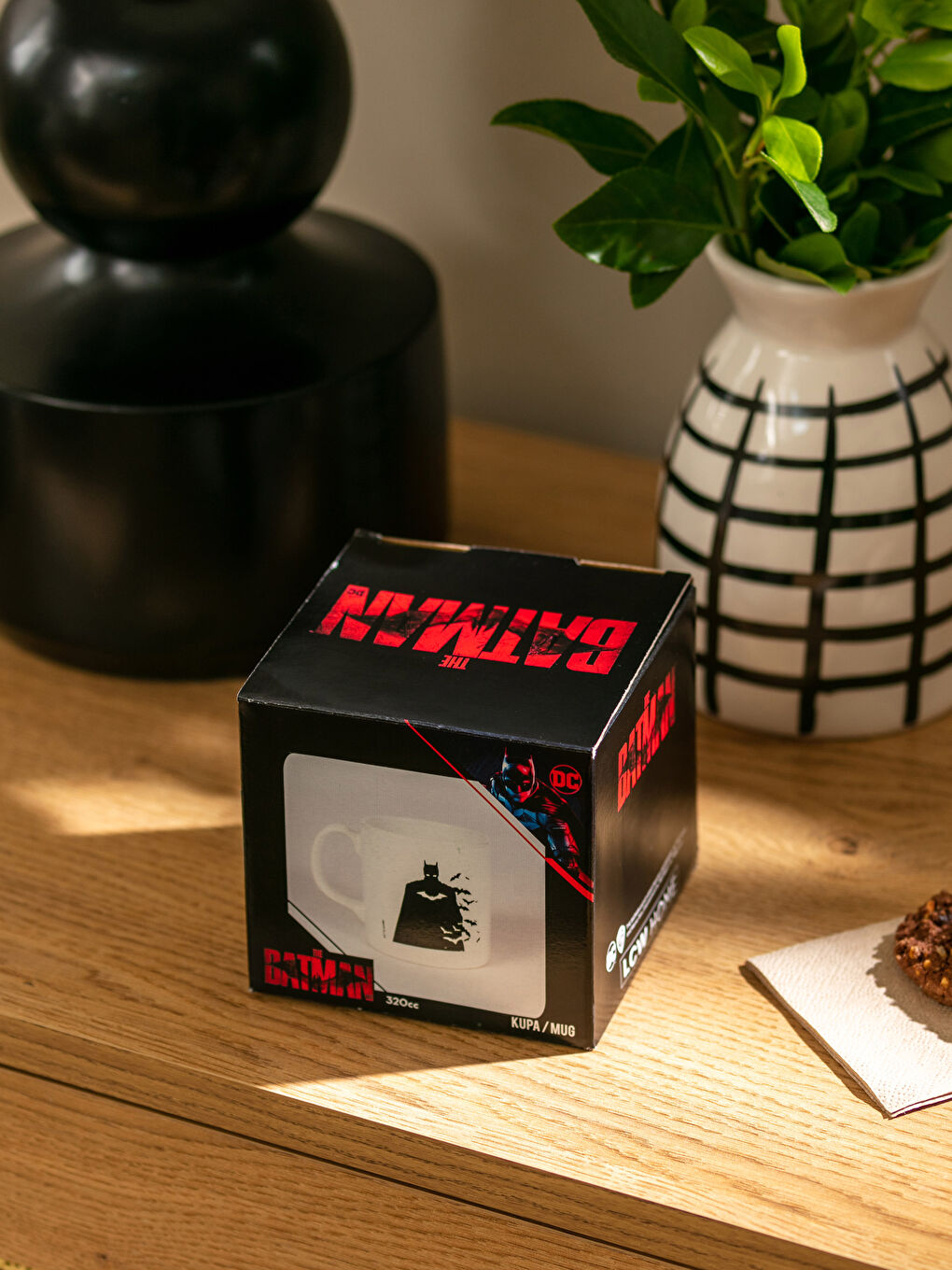 Batman Printed Ceramic Mug 320 Ml-3