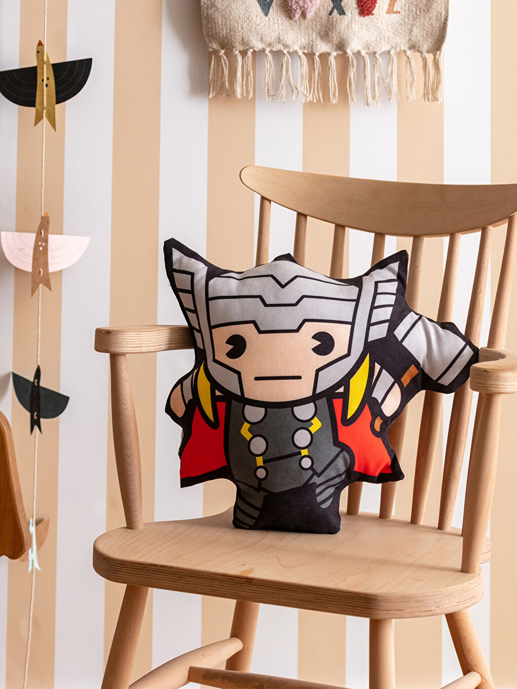 Karışık Thor Baskılı Bebek Kırlent 42x40 cm