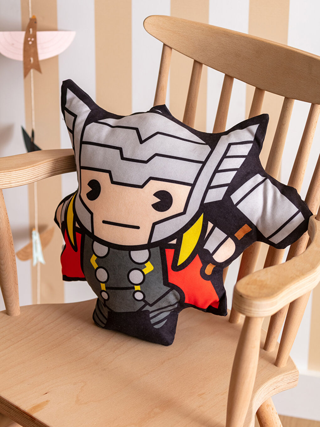 Karışık Thor Baskılı Bebek Kırlent 42x40 cm-1