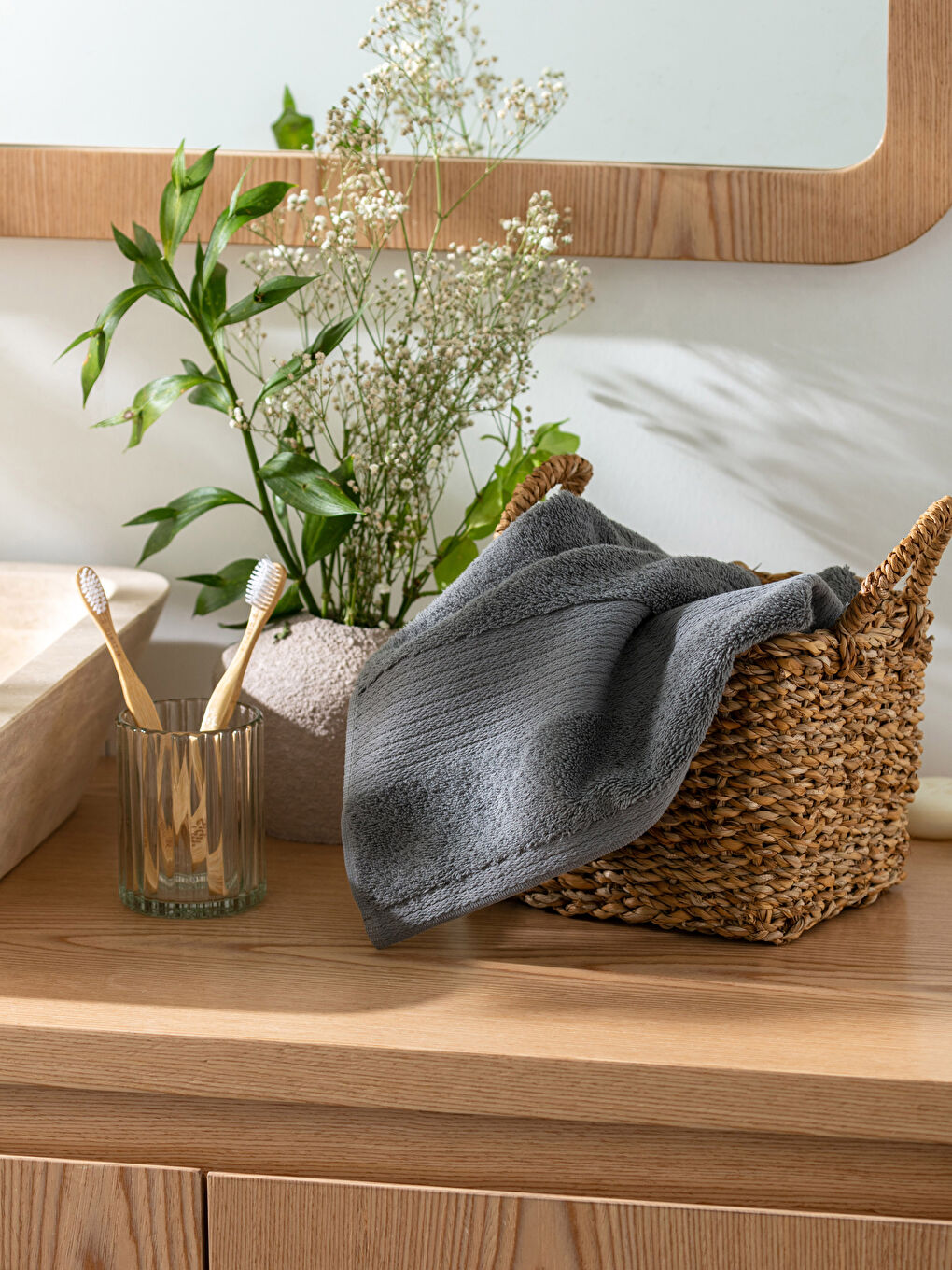 Gri Düz Pamuklu Yüz Havlusu 50x80 cm-1