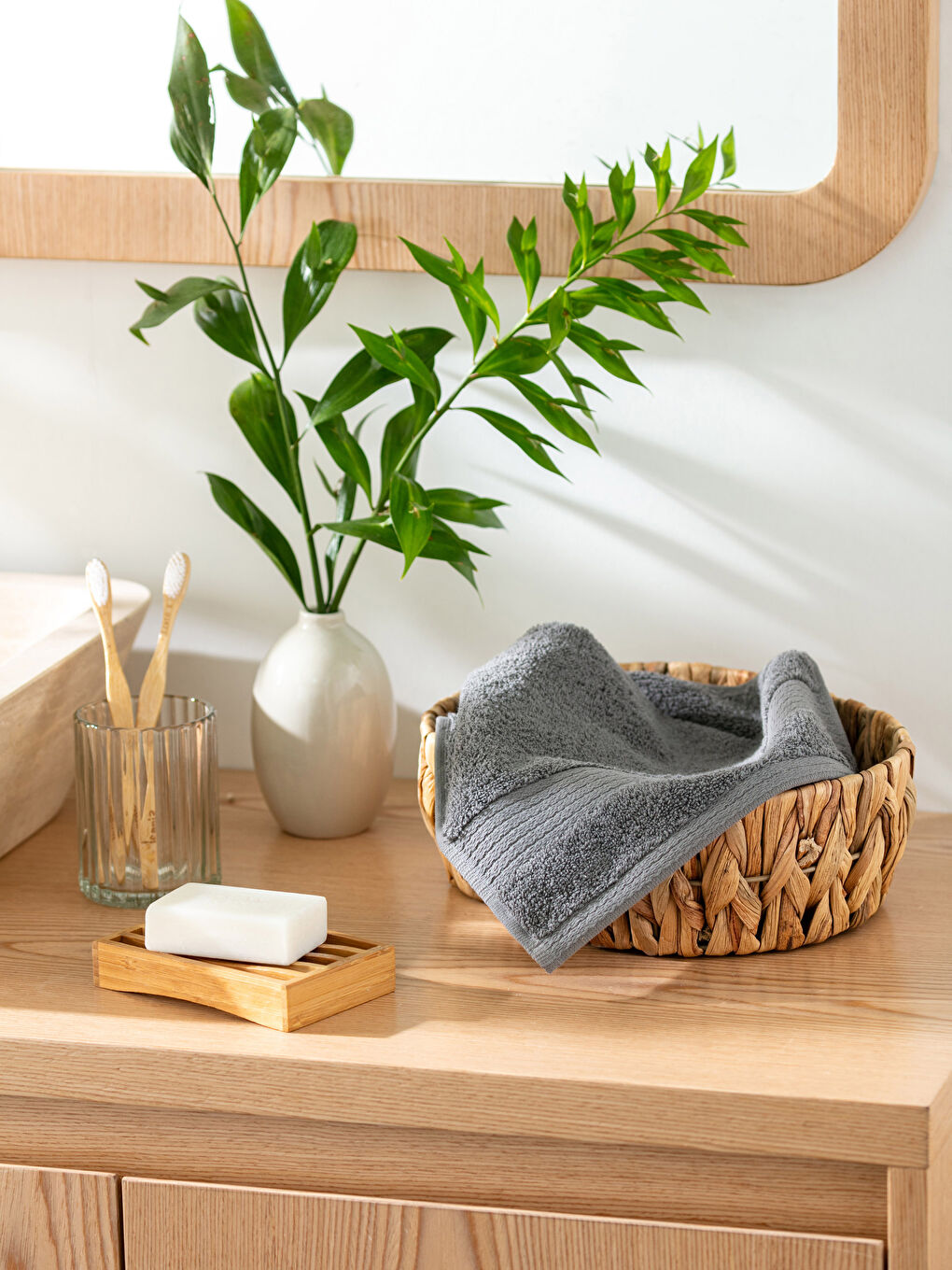 Serviette d'invité en coton uni 30x50 cm