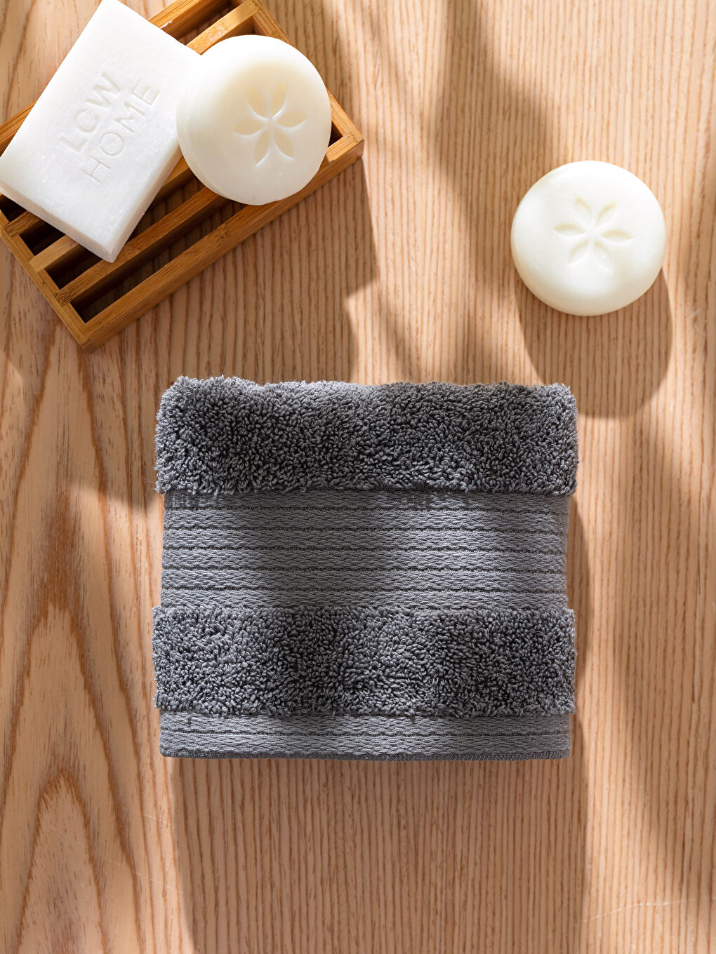 Serviette d'invité en coton uni 30x50 cm-2