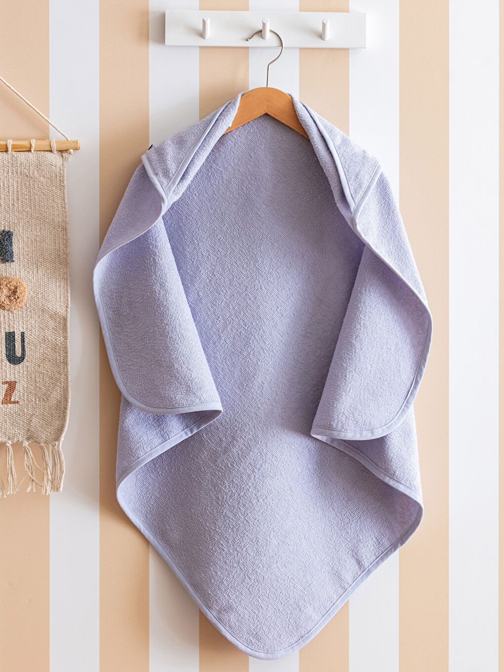 فوط حمام الطفل المطرزة ذات الغطاء للبنات 75x75 سم-1