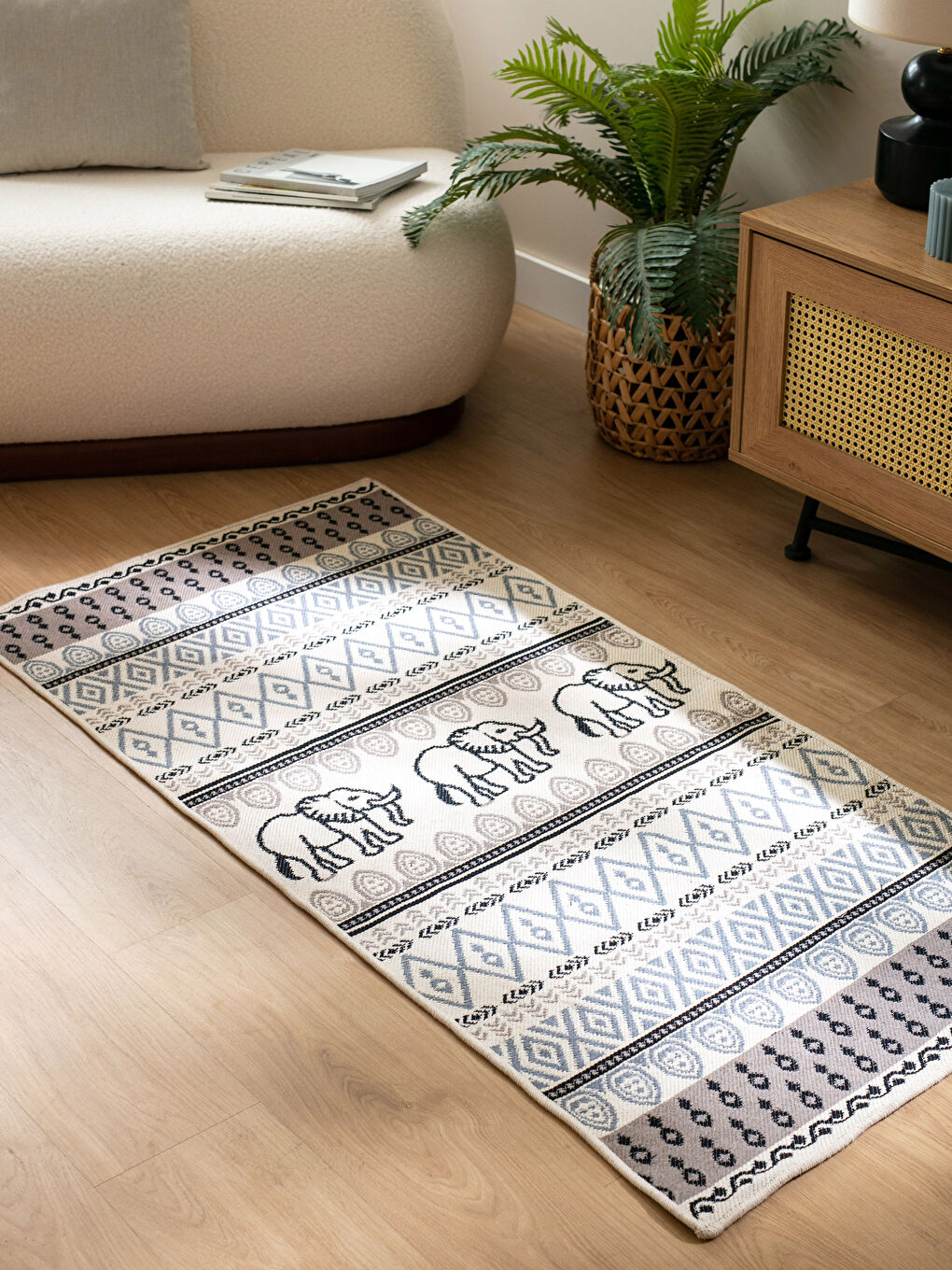 Karışık Etnik Desenli Çift Taraflı Kilim 70x140 cm