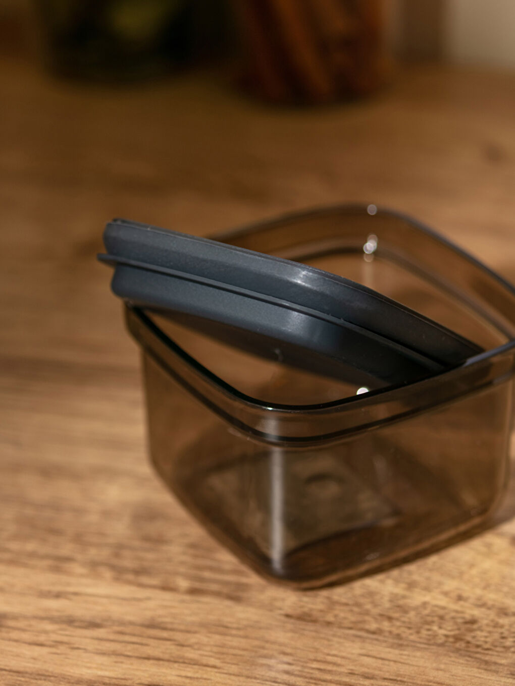 Siyah Kapaklı Saklama Kabı 500 ml-3