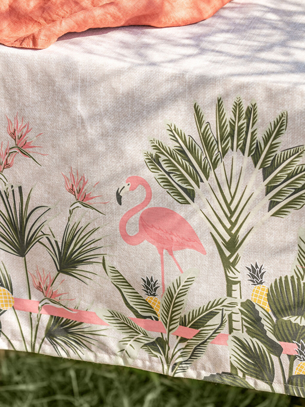 Karışık Flamingo Baskılı Masa Örtüsü 150x200 cm-1