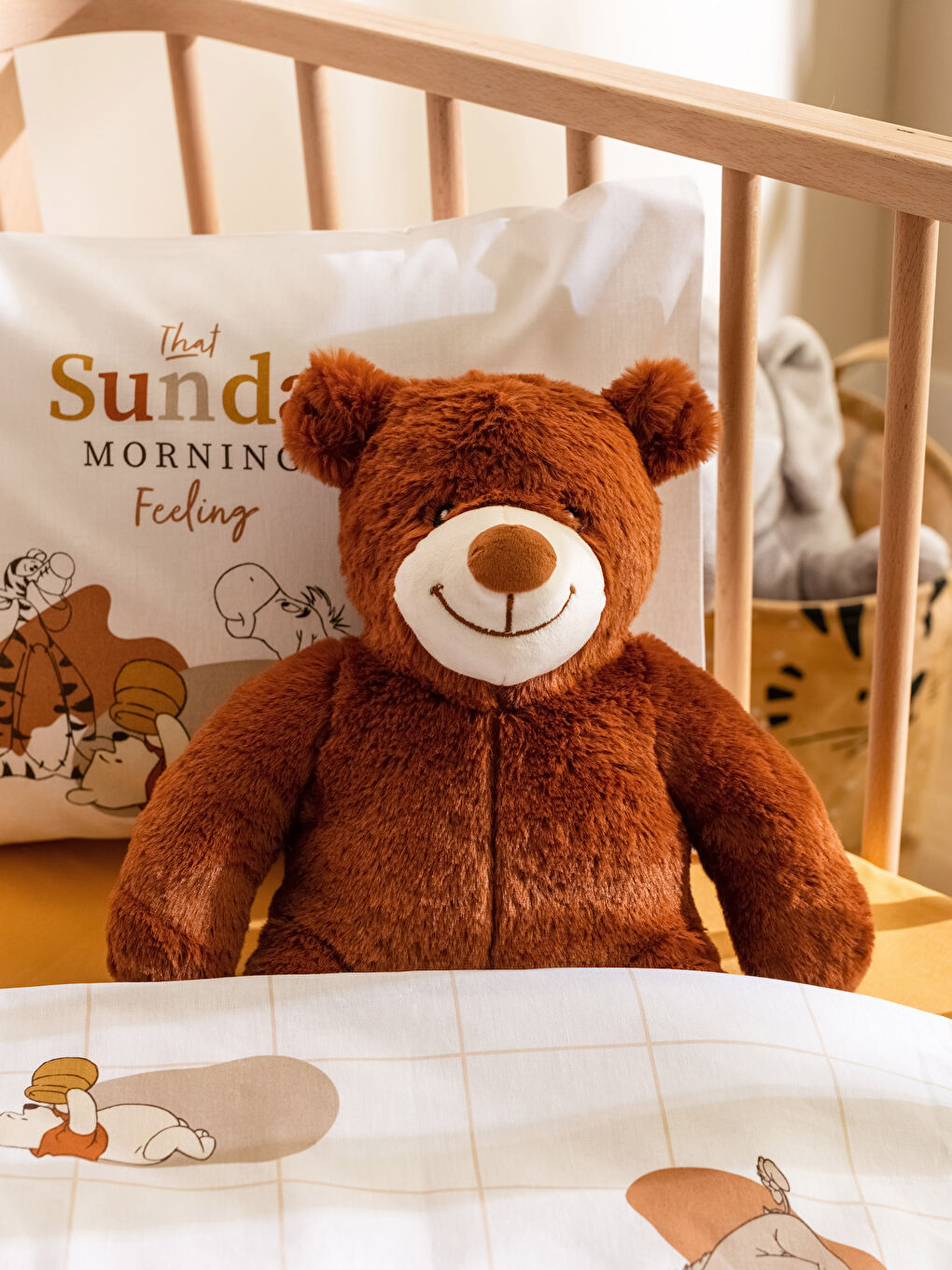 LCW HOME Kahverengi Pelüş Dolgulu Ayı Bebek Kırlent 42 Cm