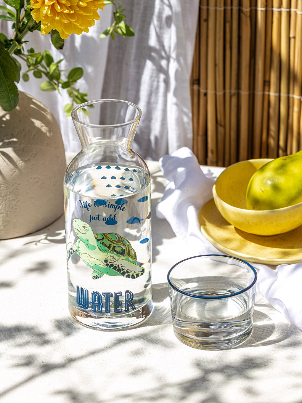 Karışık Baskılı Cam Kapaklı Karaf Sürahi 700 ml-1