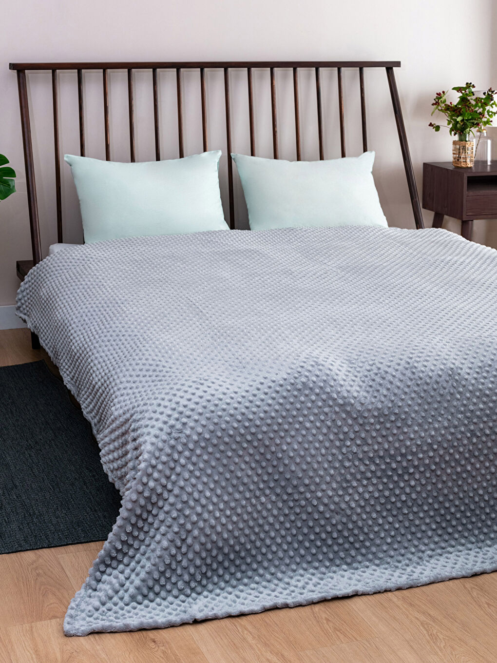 Gri Battal Boy Yumuşak Dokulu Çift Kişilik Battaniye 220x240 cm