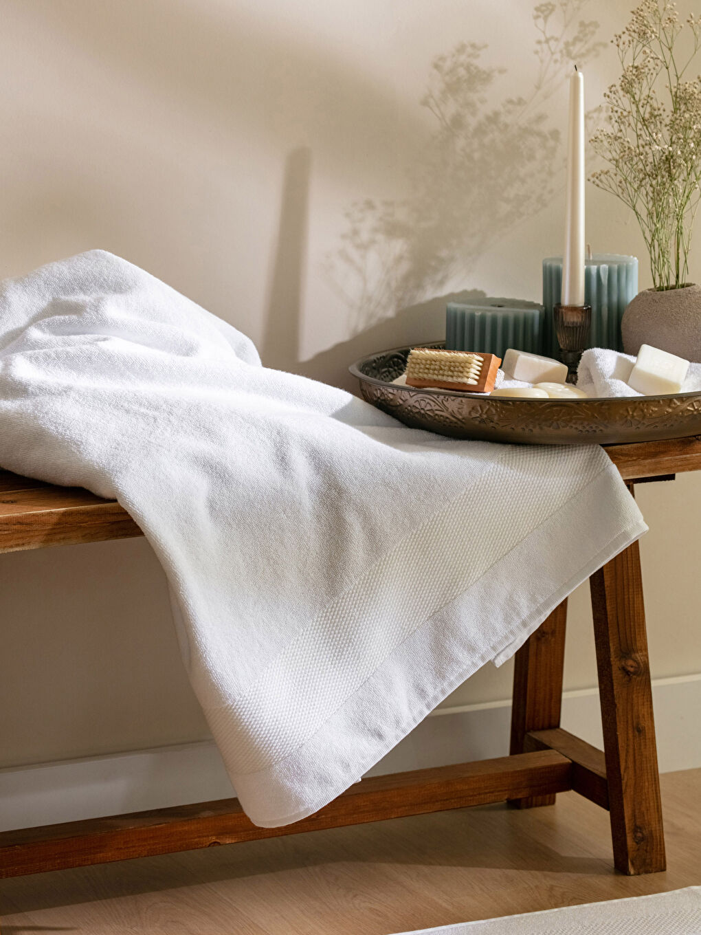 Beyaz Düz Pamuklu Banyo Havlusu 70x140 cm