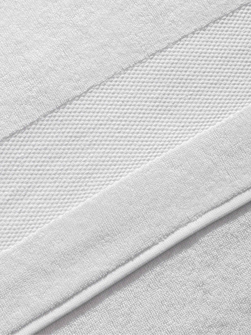 Beyaz Düz Pamuklu Banyo Havlusu 70x140 cm-3