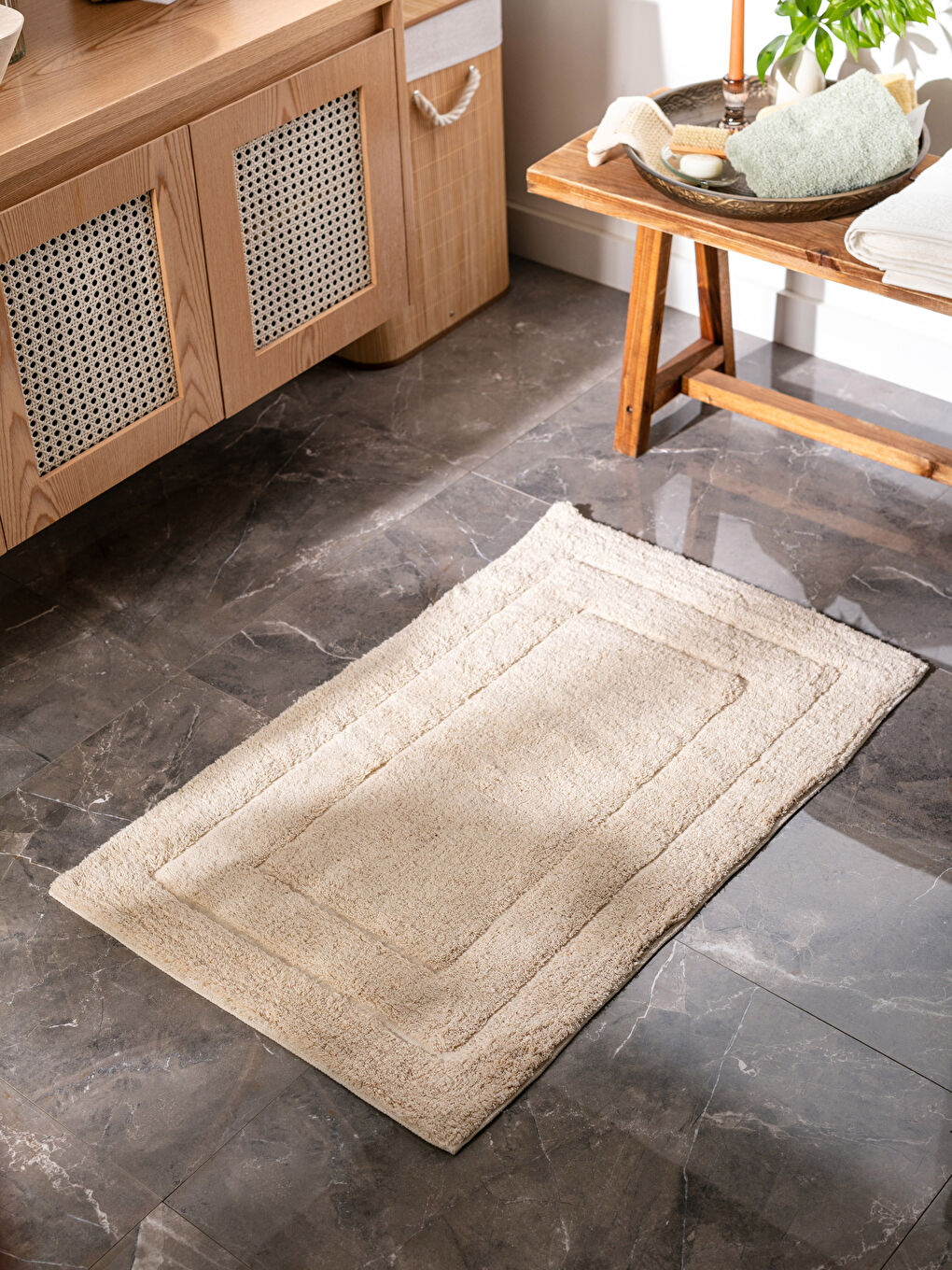 Geometric Patterned Bath Mat 60x90 Cm