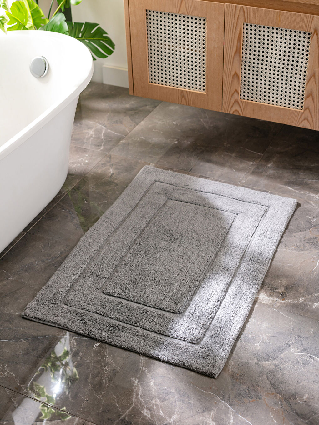 Geometric Patterned Bath Mat 60x90 Cm