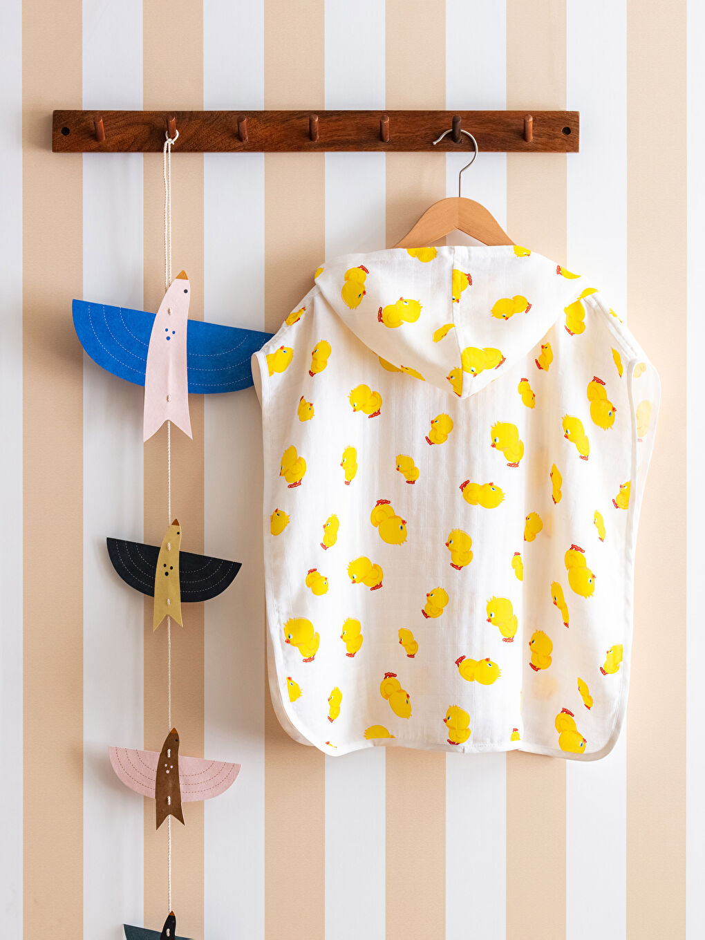LCW baby Dalin X LC Waikiki Hoodie Baby Muslin Poncho -S2LU17Z1-LRA