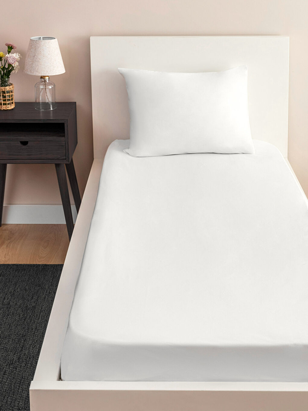 Beyaz Düz Pamuklu Tek Kişilik Çarşaf 180x240 cm