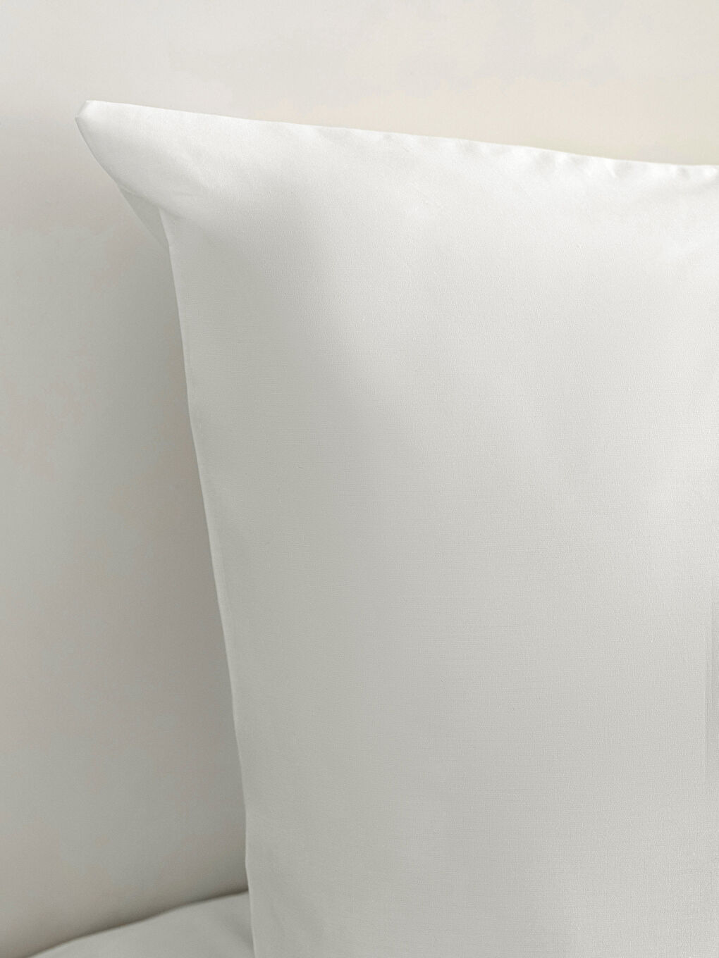 Beyaz Düz Pamuklu Tek Kişilik Nevresim Seti-3