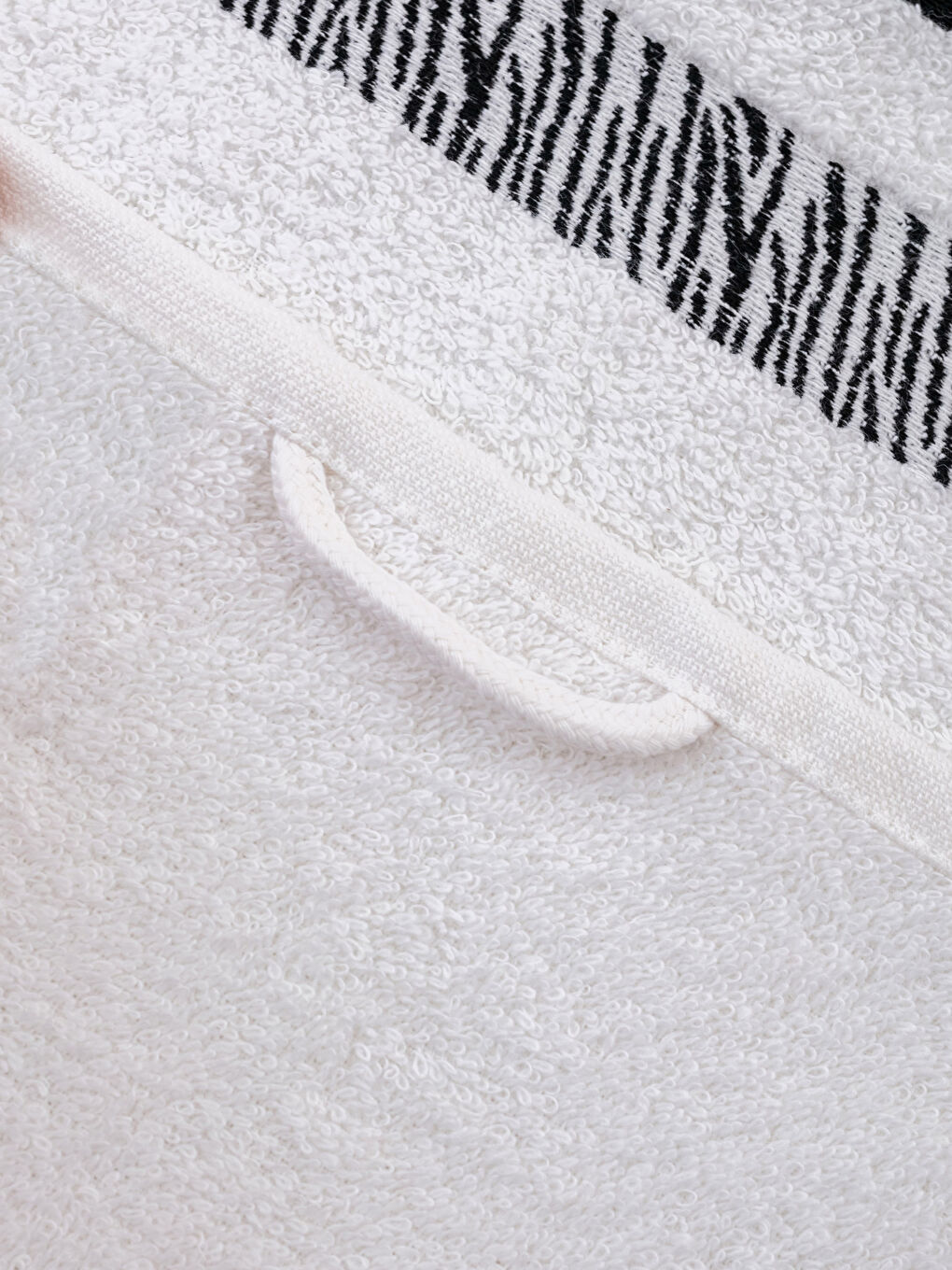 Beyaz Nakışlı Pamuklu El Havlusu 30x50 cm-4