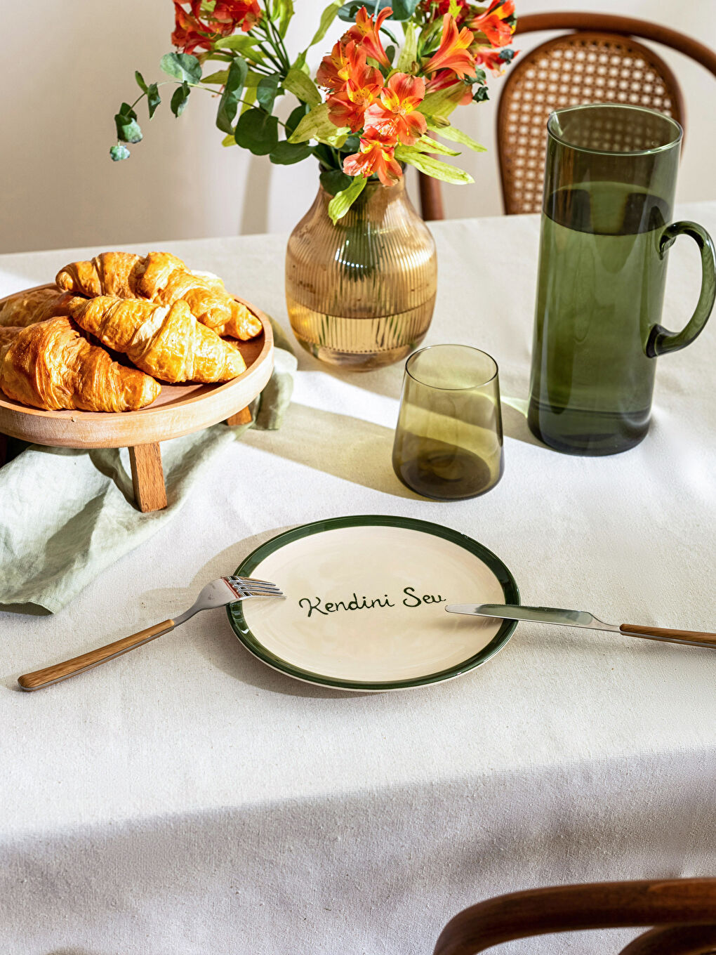 Yeşil Yazı Baskılı Seramik Pasta Tabağı 21 cm