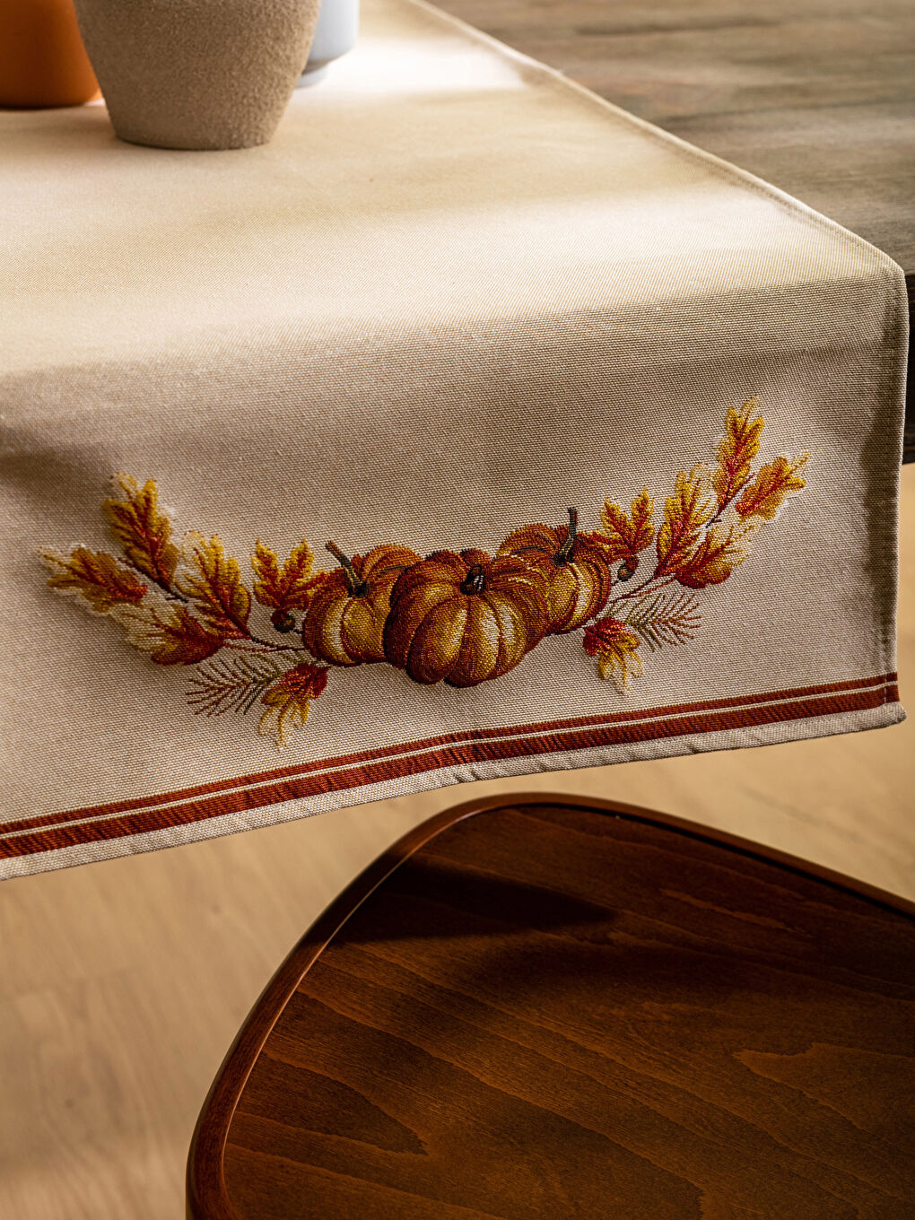Patterned Jacquard Runner 45x120 Cm-1