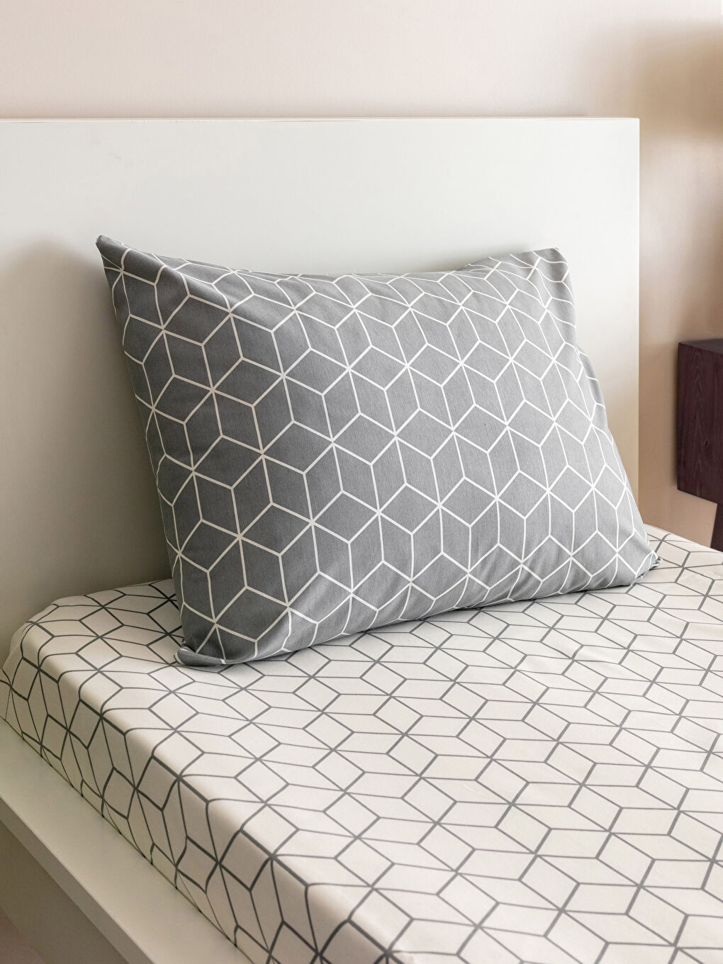 LCW HOME طقم غطاء لحاف مفرد قطن مطبوع -S2MR20Z8-LRW