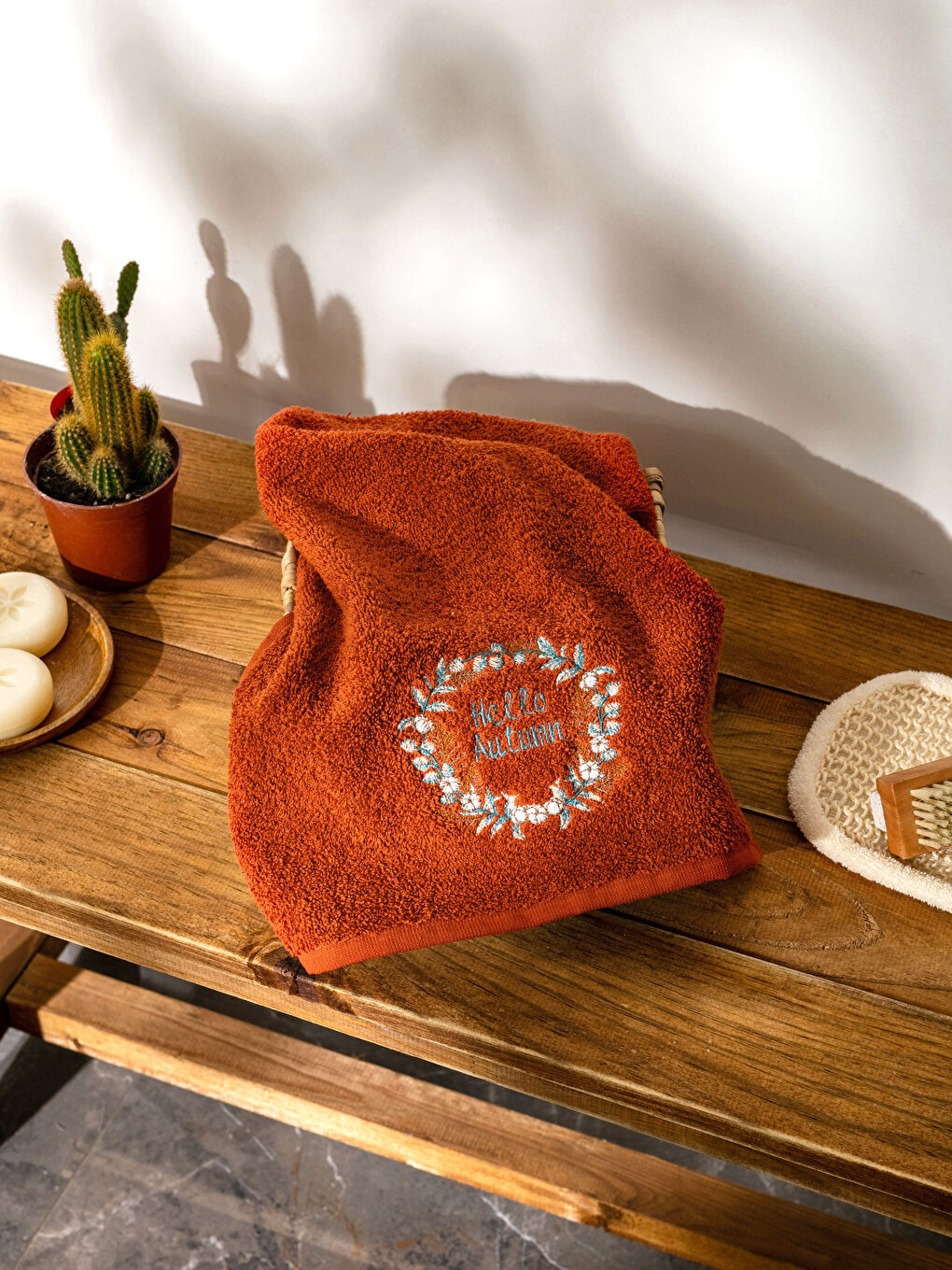 LCW HOME Embroidered Hand Towel 30x50 Cm -W2GC45Z8-J0Z