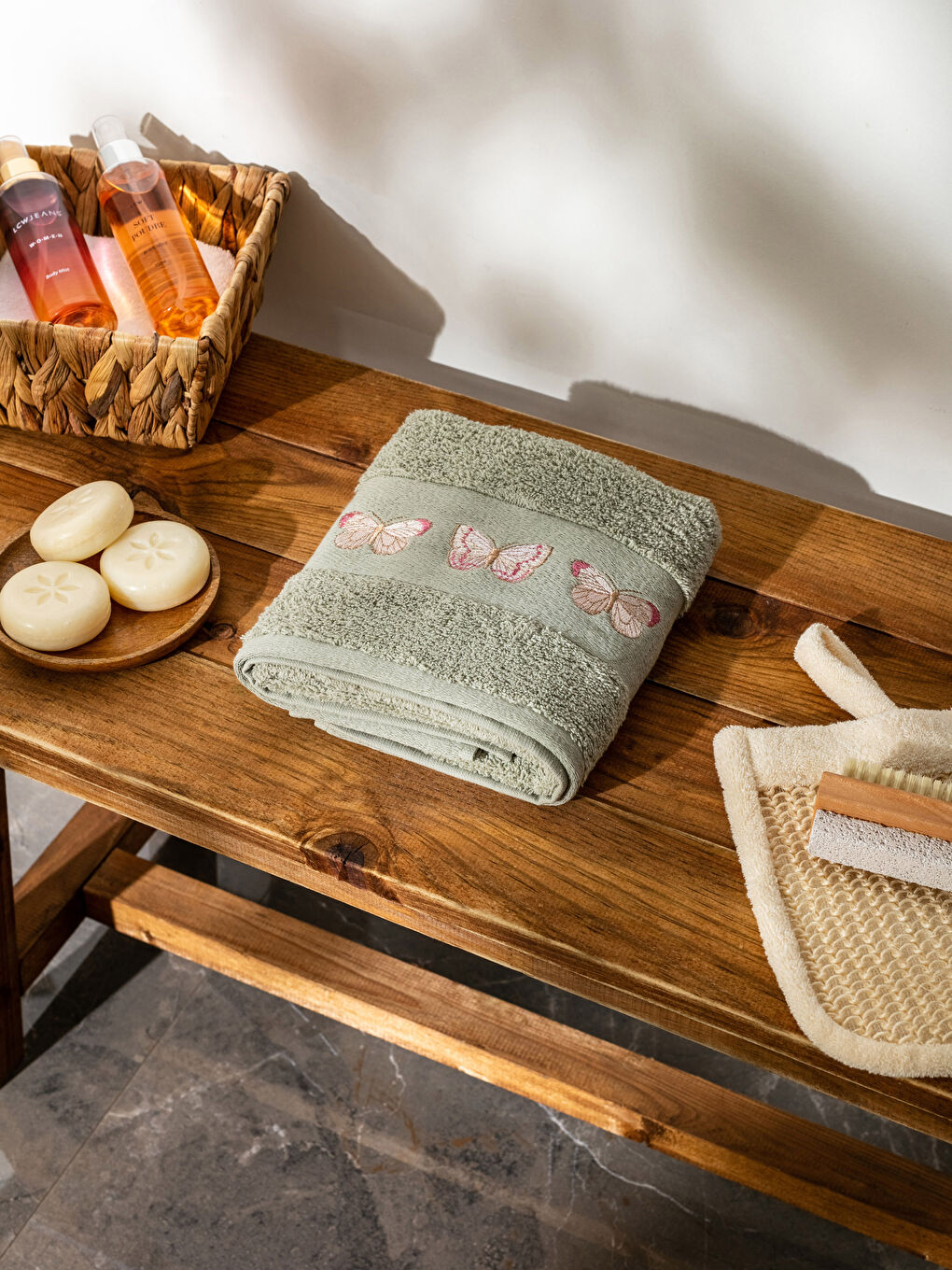 Butterfly Embroidered Cotton Face Towel 50x80 cm-1