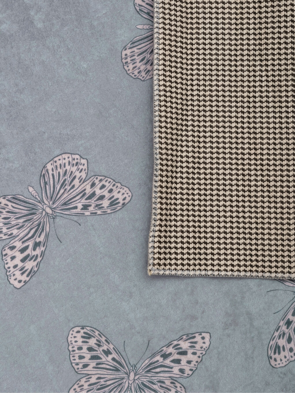 Karışık Kelebek Baskılı Halı 80x150 cm-2