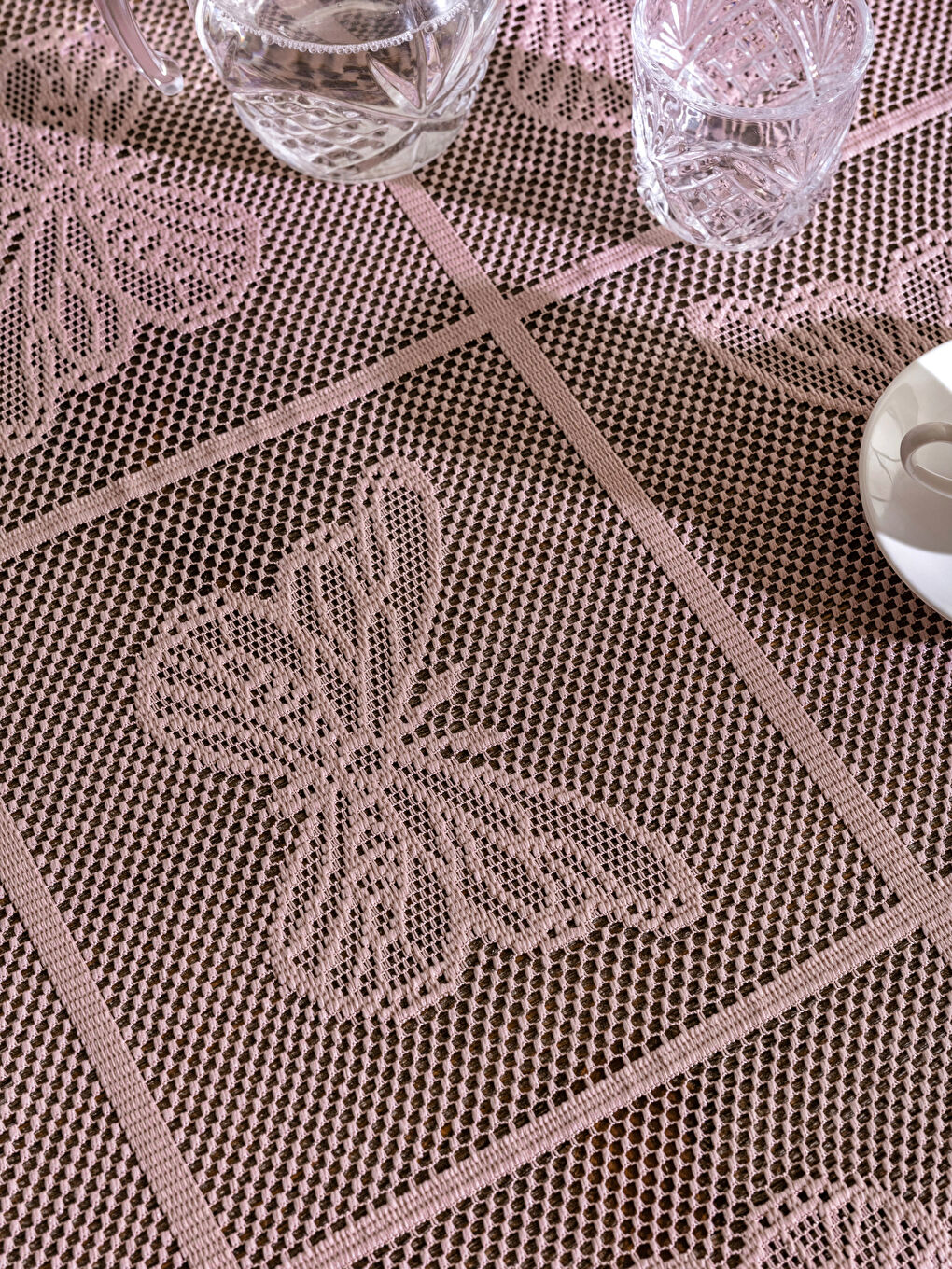 Bestickte Tischdecke aus Spitze 150x200 cm-3