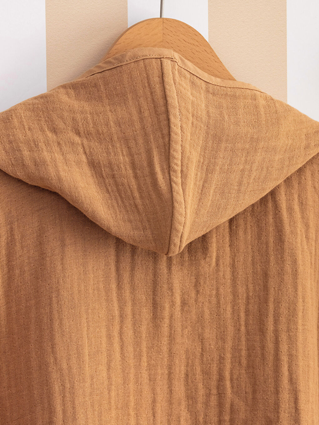 LCW HOME Plain Cotton Hooded Poncho Kids Muslin Bathrobe -W2H345Z4-T5D