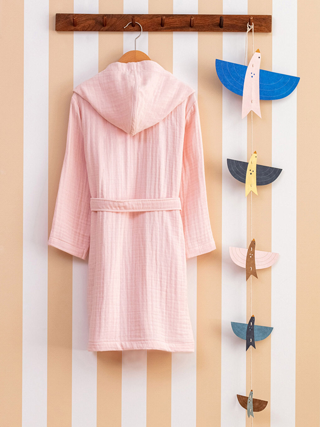 Schlichter Baumwoll-Kinderbademantel mit Kapuze aus Musselin-1