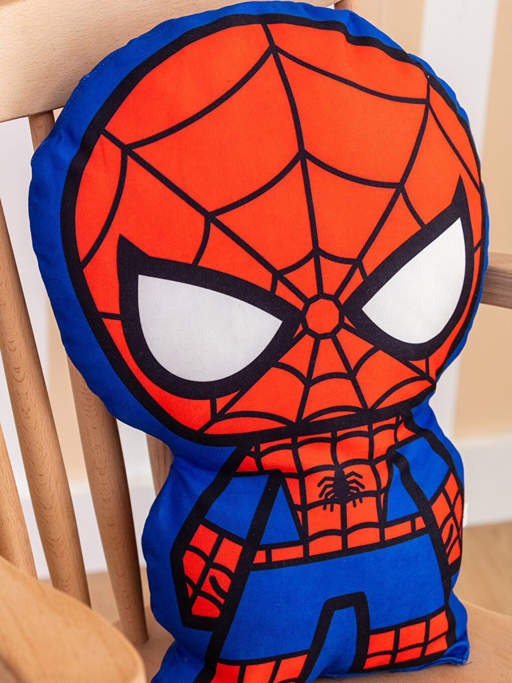 Karışık Spiderman Figürlü Bebek Kırlent 45 cm-2