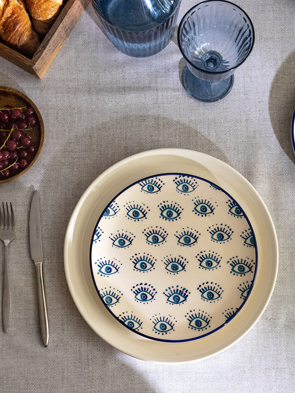 Mavi Göz Baskılı Seramik Tabak 21 cm