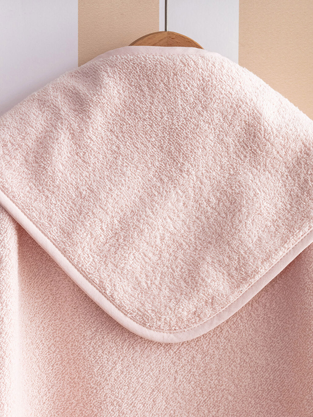 LCW baby Hooded Baby Girls' Bathrobe -S37552Z1-KFG