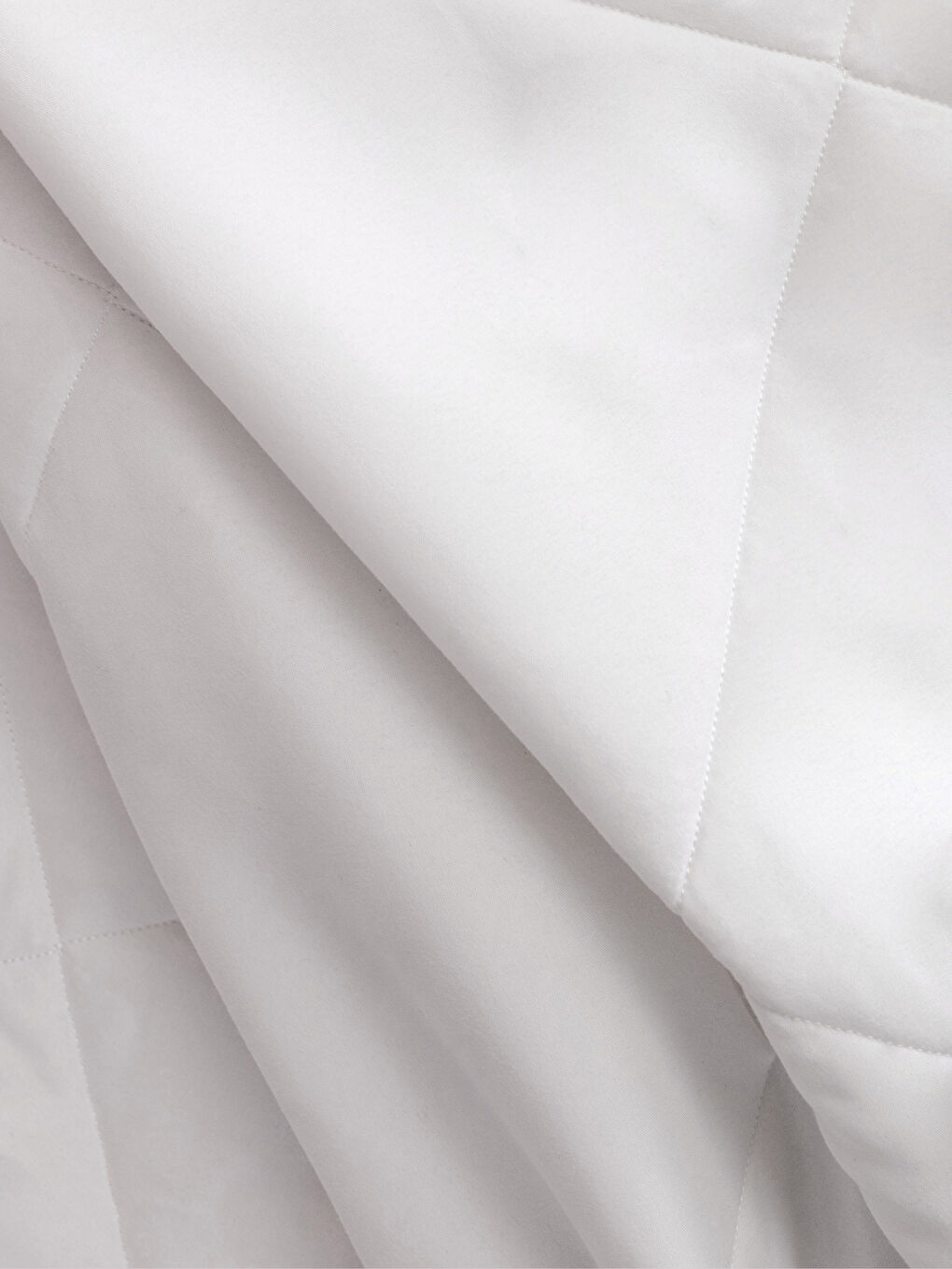 Self Patterned Single Quilt 155x215 Cm -S38520Z8-J5E