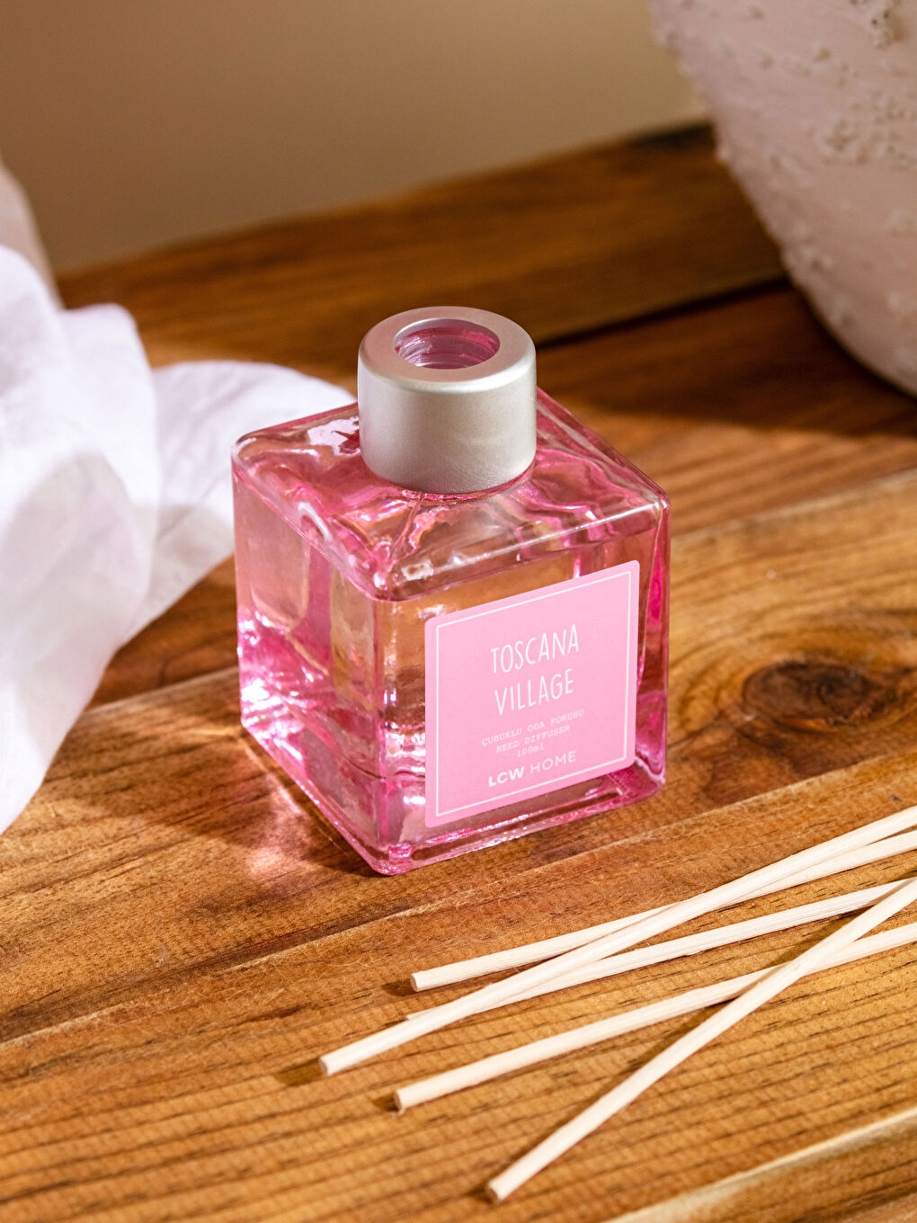 LCW HOME Blumiger Raumduft mit Duftstäbchen 100 ml -S3BE63Z8-F9C