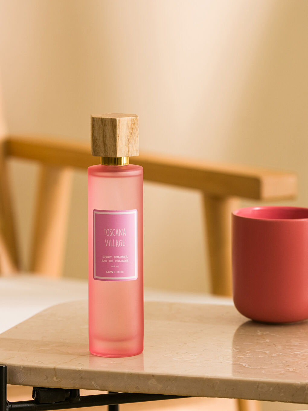 Apă de colonie spray cu miros floral 100 ml