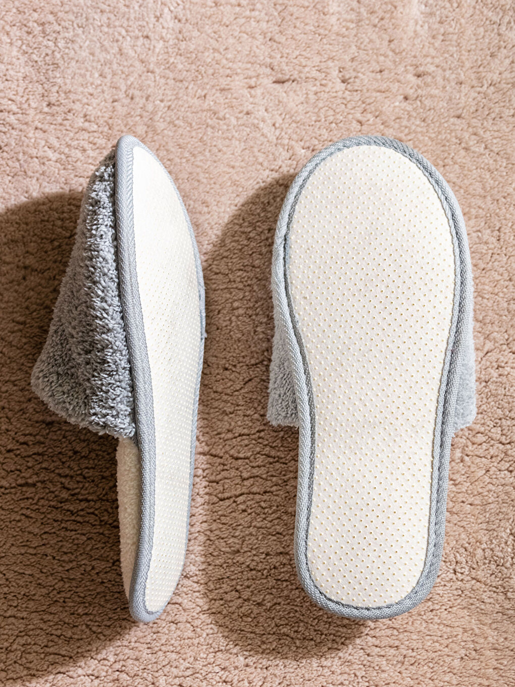 Gri Düz Önü Kapalı Erkek Ev Terliği-3