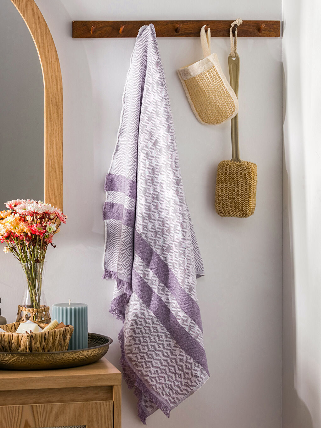 Lila Çizgi Desenli Havlu