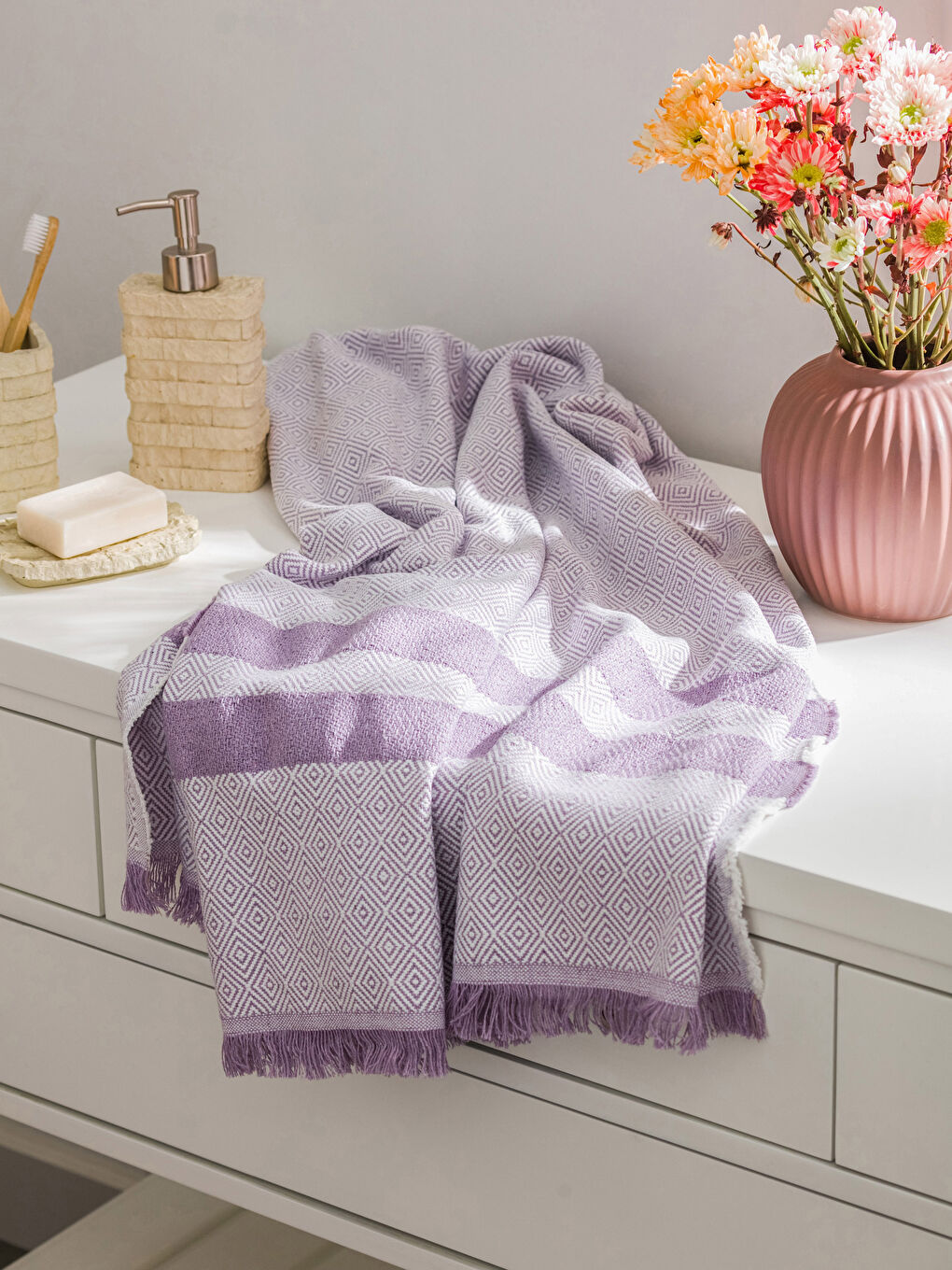Lila Çizgi Desenli Havlu-1